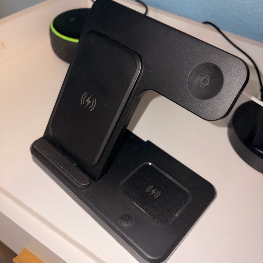 Black Wireless Charging Station